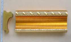Рама №35 40x60см (А2) Золотая